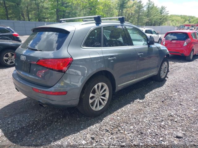 WA1CFAFP2EA115300 Audi Q5 2.0t Premium