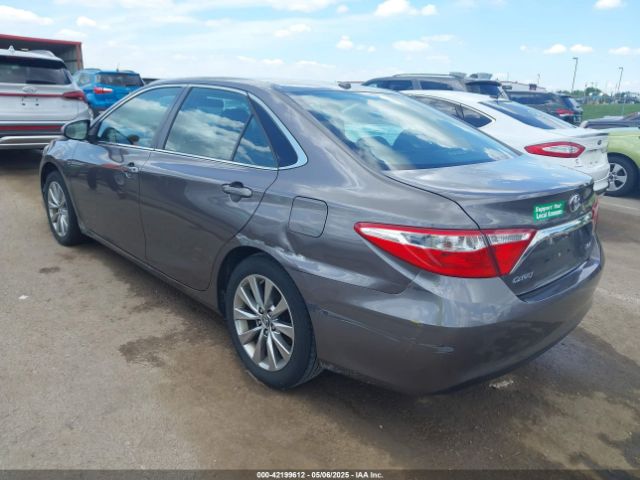 2015 TOYOTA CAMRY 4T1BF1FK2FU046464 Photo 2