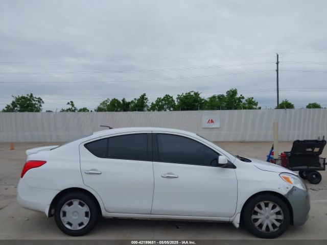 3N1CN7AP9EL809772 Nissan Versa 1.6 Sv
