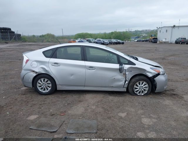 JTDKN3DP1E3050561 Toyota PRIUS PLUG-IN