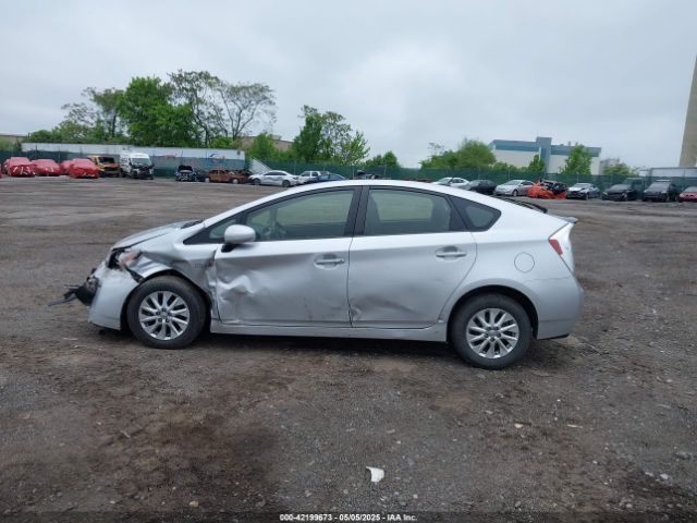 JTDKN3DP1E3050561 Toyota PRIUS PLUG-IN