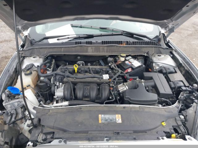 1FA6P0H72E5372107 Ford FUSION SE