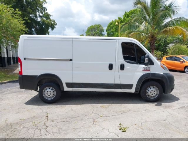 3C6TRVAG5KE505805 RAM Promaster 1500 Low Roof 136 Wb