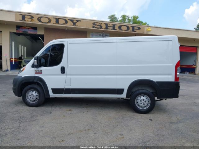 3C6TRVAG5KE505805 RAM Promaster 1500 Low Roof 136 Wb
