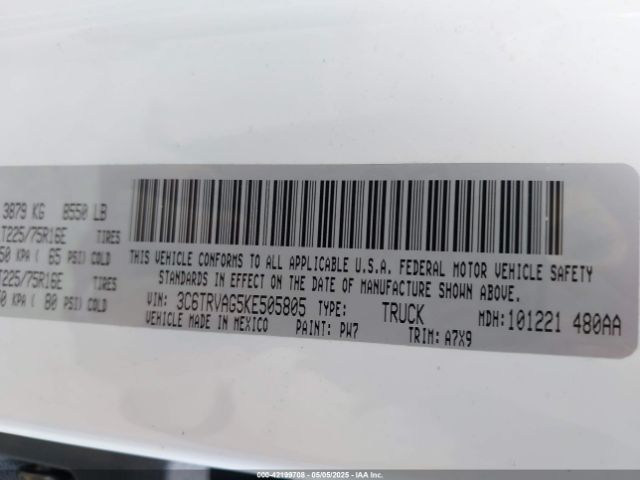 3C6TRVAG5KE505805 RAM Promaster 1500 Low Roof 136 Wb