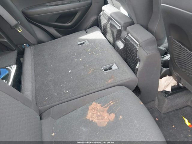 KL7CJKSBXGB618216 Chevrolet Trax 1ls