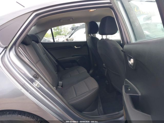 3KPA24AB9KE170387 KIA RIO S