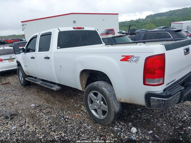 GMC lml 2014 1GT12ZC80EF152353 Image 3
