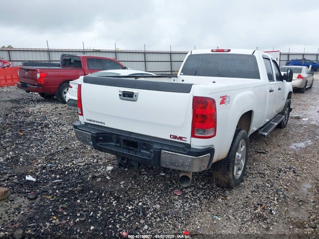 GMC lml 2014 1GT12ZC80EF152353 Image 4