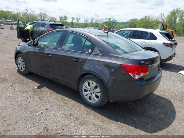 1G1PA5SG2E7441753 Chevrolet Cruze Ls Auto