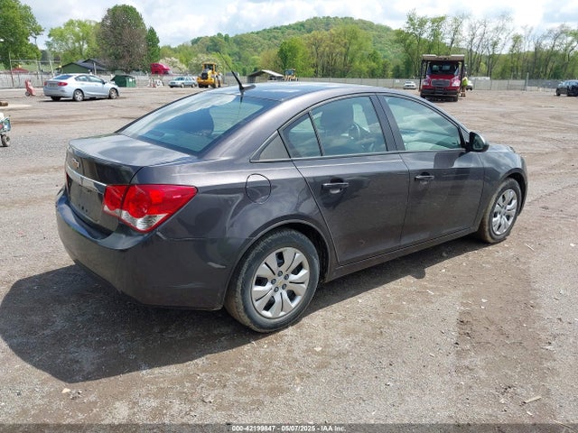 1G1PA5SG2E7441753 Chevrolet Cruze Ls Auto