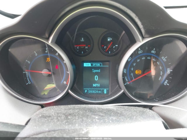 1G1PA5SG2E7441753 Chevrolet Cruze Ls Auto