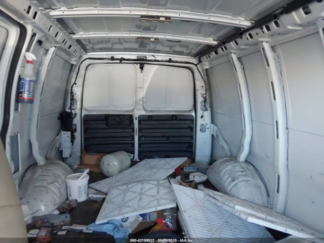 1GCWGAFP6L1160947 Chevrolet Express Cargo Rwd 2500 Regular Wheelbase Wt