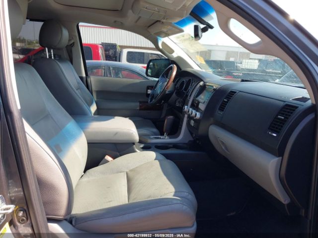 2012 TOYOTA SEQUOIA 5TDDW5G10CS067243 Photo 4