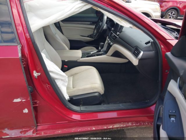2019 HONDA ACCORD 1HGCV1F10KA141010 Photo 4