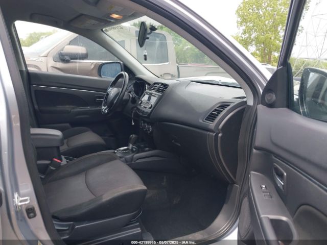 2017 MITSUBISHI OUTLANDER SPORT JA4AP3AU5HZ070131 Photo 4