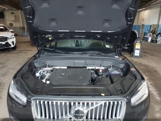 2023 VOLVO XC90 YV4L12PN0P1903242 Photo 9