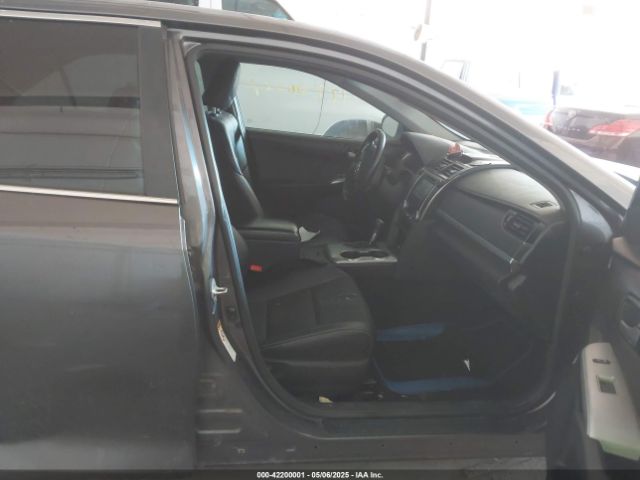 4T1BD1FK3EU119393 Toyota Camry Hybrid Se Limited Edition