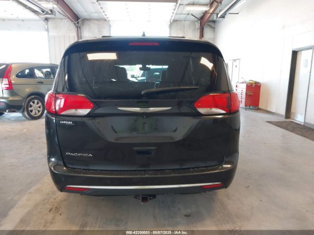 2C4RC1EG6HR592175 Chrysler Pacifica Touring-l Plus