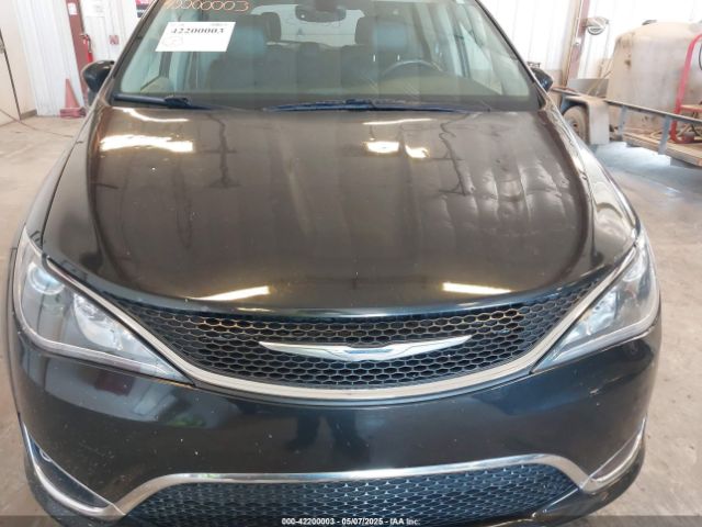 2C4RC1EG6HR592175 Chrysler Pacifica Touring-l Plus