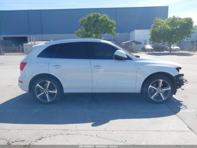 WA1D7AFP3HA021755 Audi Q5 3.0t Premium Plus