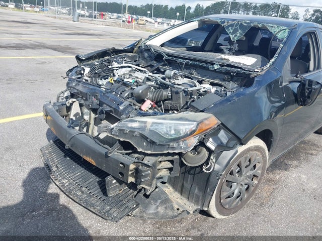 2T1BURHE9JC122414 Toyota COROLLA LE