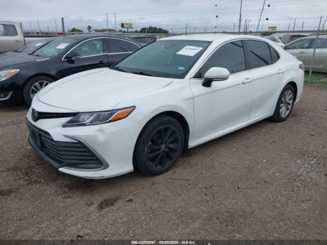 4T1R11AK2PU737127 Toyota CAMRY LE