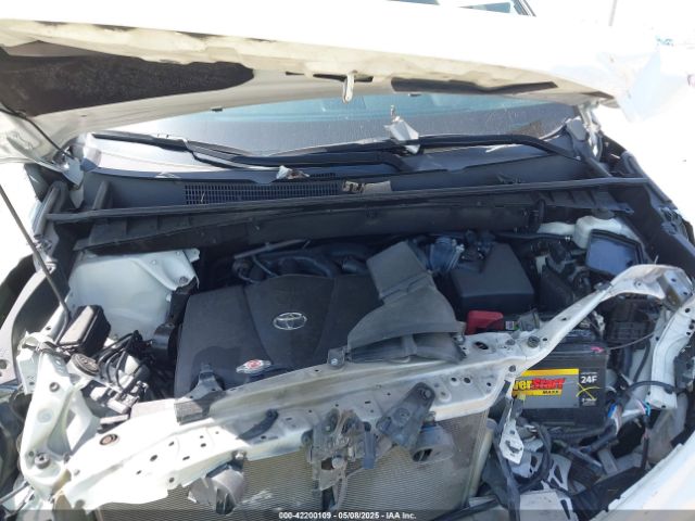 2019 TOYOTA HIGHLANDER 5TDYZRFH1KS340705 Photo 9