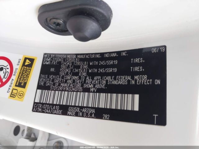 2019 TOYOTA HIGHLANDER 5TDYZRFH1KS340705 Photo 8