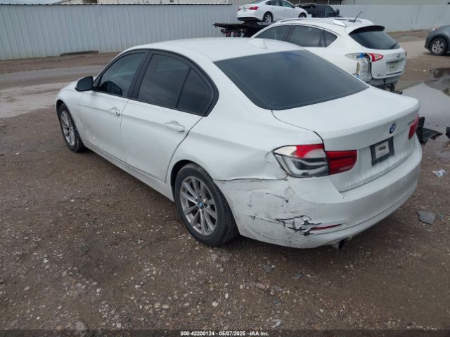 2017 BMW 320I WBA8E1G59HNU14577 Photo 2