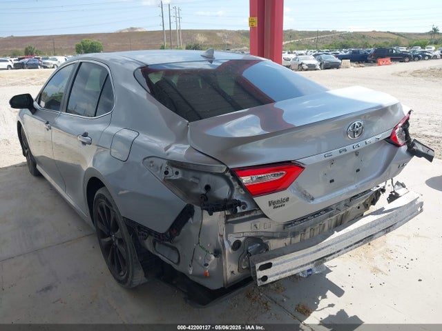 4T1B11HK8KU228482 Toyota CAMRY LE
