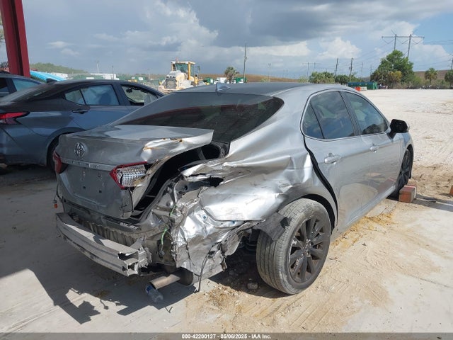 4T1B11HK8KU228482 Toyota CAMRY LE