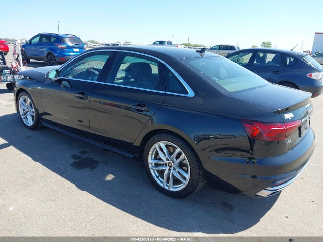2022 AUDI A4 WAUEAAF44NN011772 Photo 2