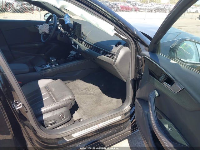 2022 AUDI A4 WAUEAAF44NN011772 Photo 4
