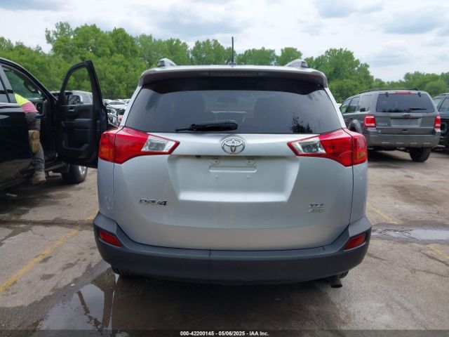 2T3RFREV4FW241160 Toyota Rav4 Xle