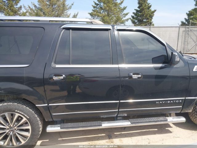 5LMJJ3JT5GEL01252 Lincoln Navigator L Select