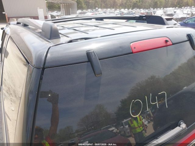 5LMJJ3JT5GEL01252 Lincoln Navigator L Select