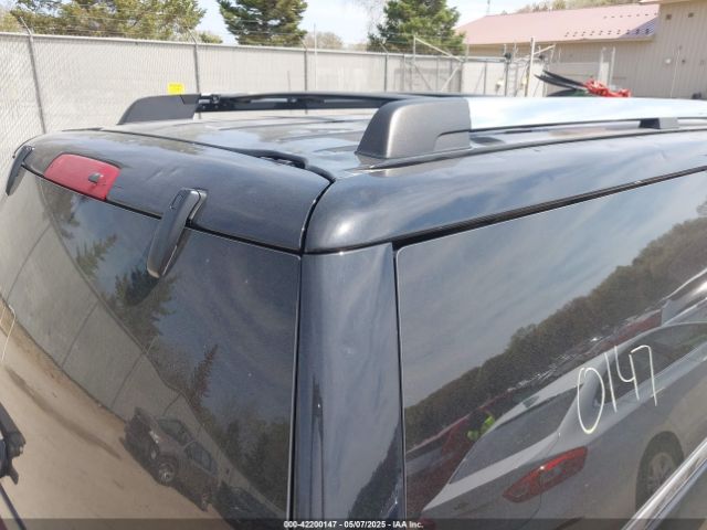 5LMJJ3JT5GEL01252 Lincoln Navigator L Select