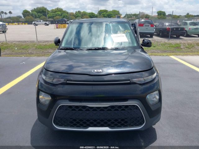 KNDJ23AU6L7724921 KIA SOUL LX