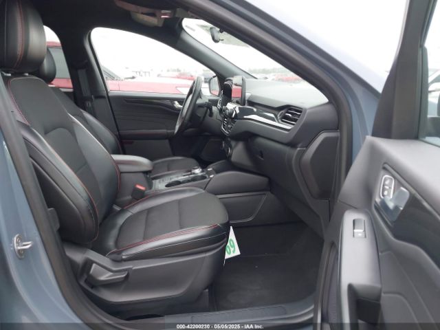 1FMCU0MNXRUA03464 Ford Escape St-line