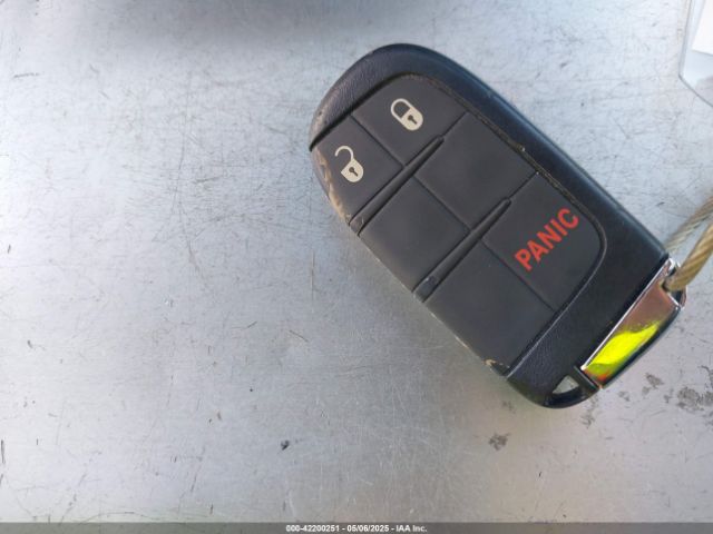 3C4NJDBNXRT598763 Jeep Compass Latitude 4x4