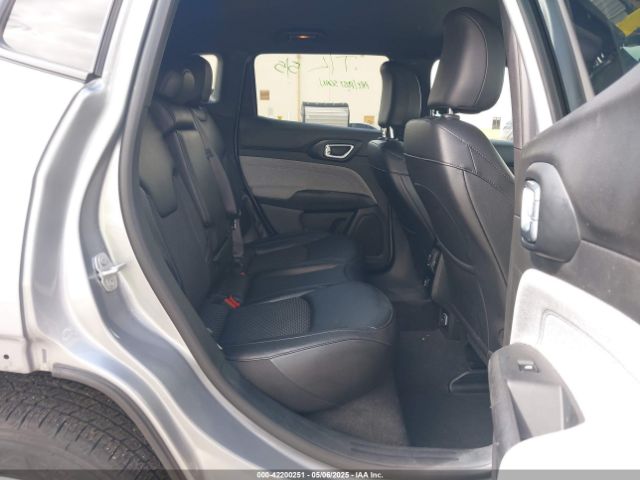 3C4NJDBNXRT598763 Jeep Compass Latitude 4x4