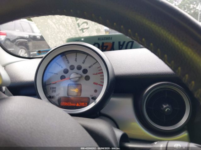 2007 MINI COOPER S WMWMF73537TL88038 Photo 6
