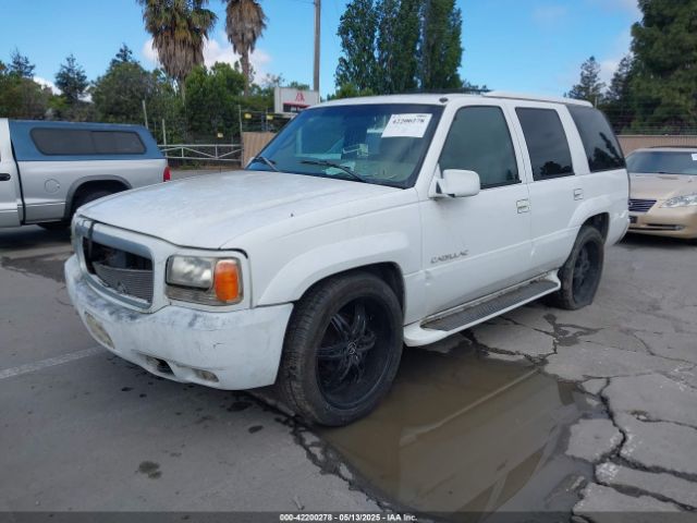 2000 CADILLAC ESCALADE 1GYEK63R9YR180416 Photo 1