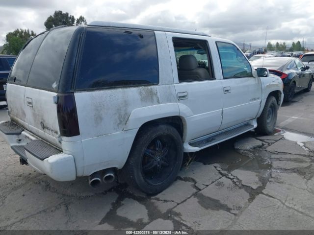 2000 CADILLAC ESCALADE 1GYEK63R9YR180416 Photo 3
