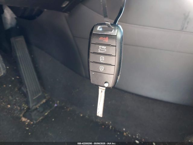 KNDJN2A20F7174491 KIA Soul