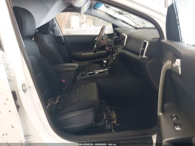 KNDPMCAC5L7755752 KIA Sportage Lx