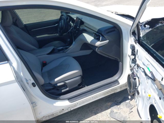 2022 TOYOTA CAMRY 4T1G11AK5NU683598 Photo 4