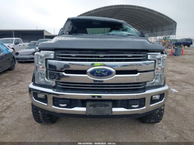 1FT7W2BT6KEF11749 Ford F-250 Xlt