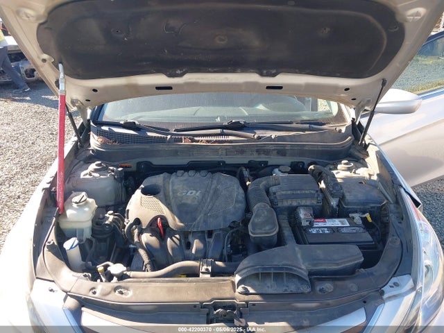 5NPEB4AC0EH819701 Hyundai gamma